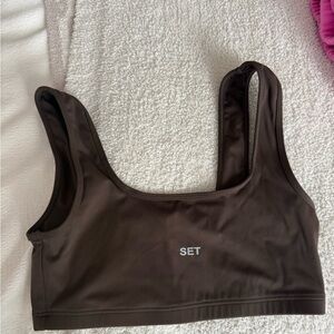 Set active size medium sports bra